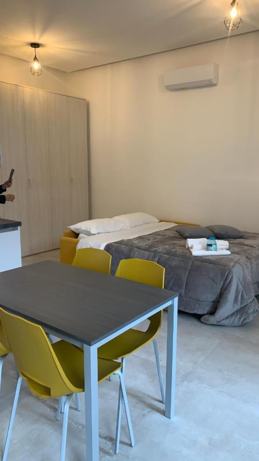 Dimora Di Privacy Fronte Parco E Ospedale Di Monza Apartment Lissone Exterior foto