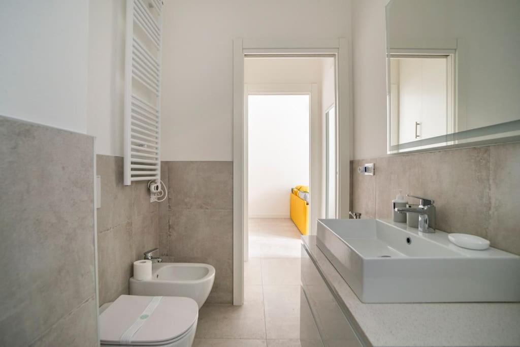 Dimora Di Privacy Fronte Parco E Ospedale Di Monza Apartment Lissone Exterior foto