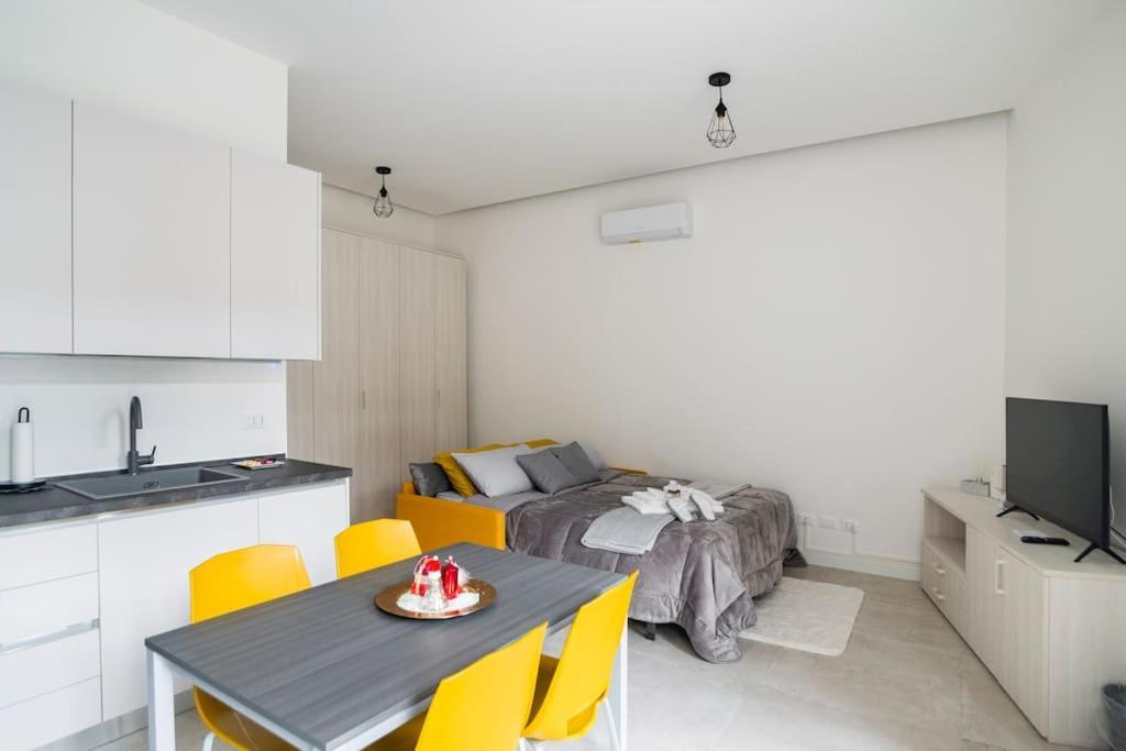 Dimora Di Privacy Fronte Parco E Ospedale Di Monza Apartment Lissone Exterior foto